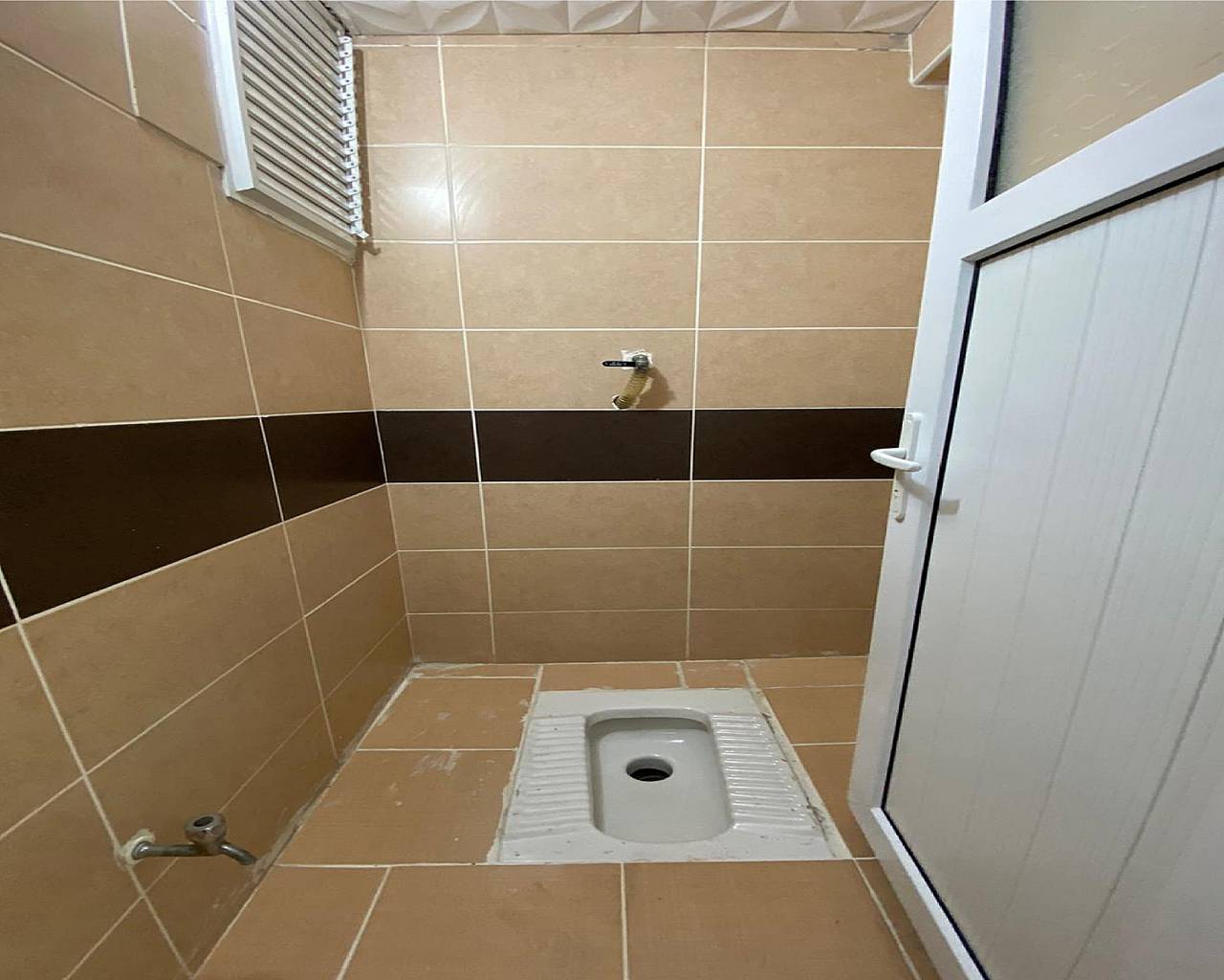 2+1 Apartment in Istanbul (ground floor) (1)