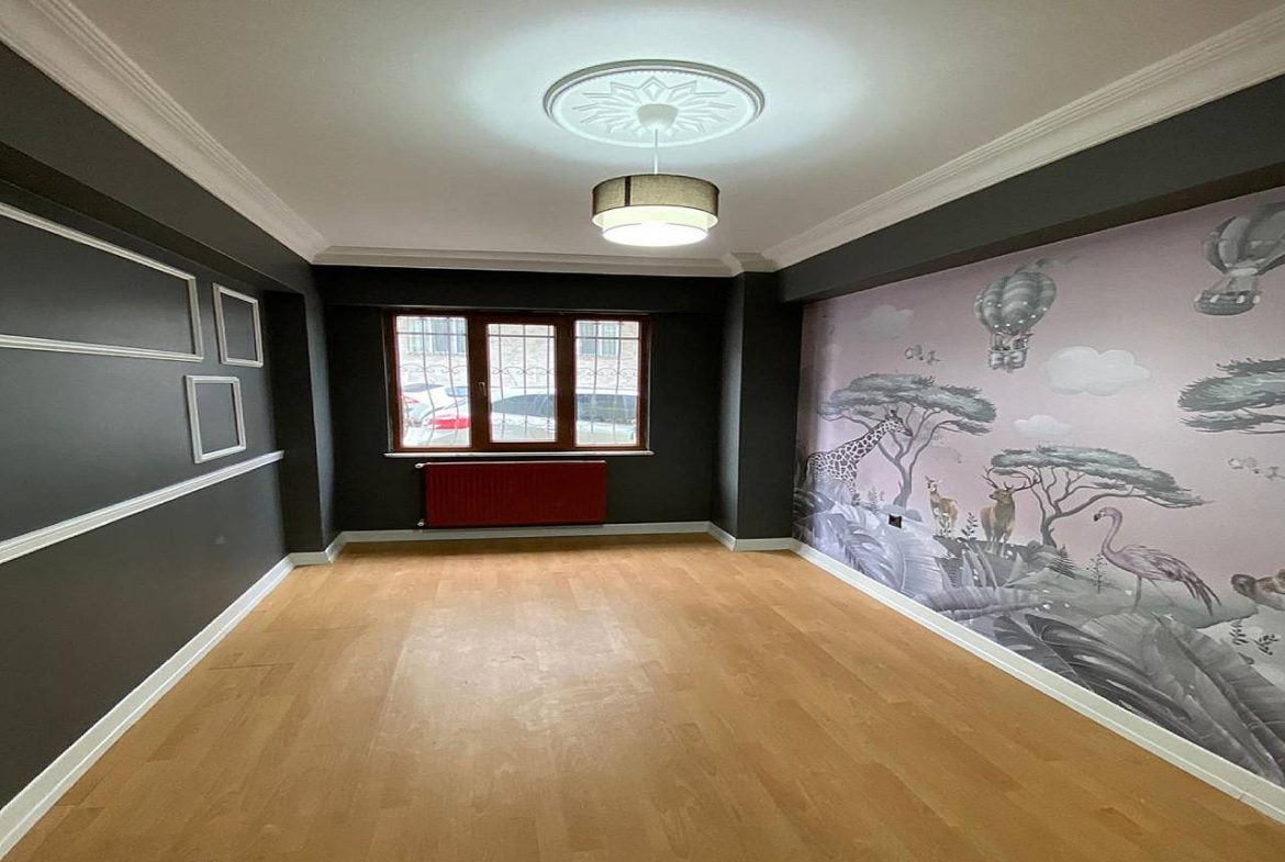 2+1 Apartment in Istanbul (ground floor) (1)