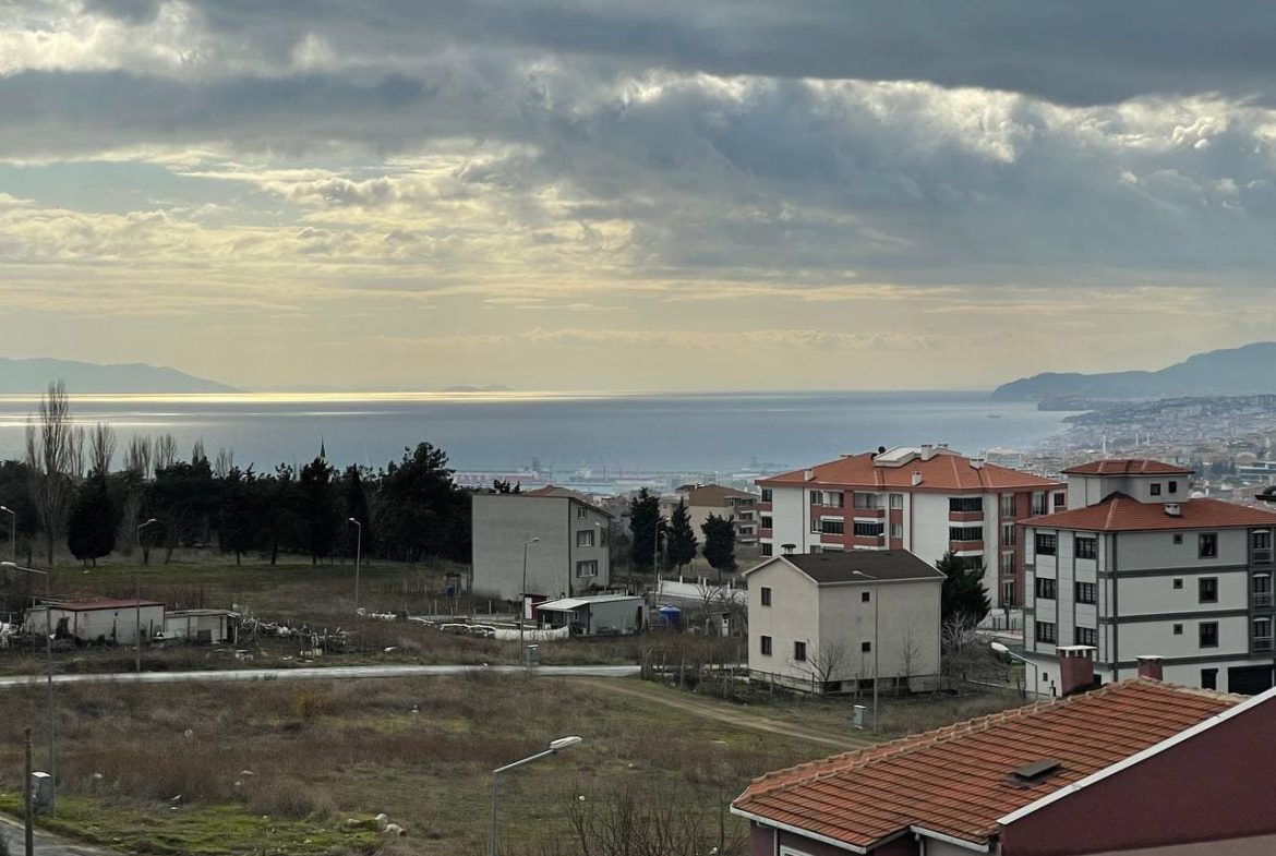 2+1 Apartment in Tekirdag (sea view)