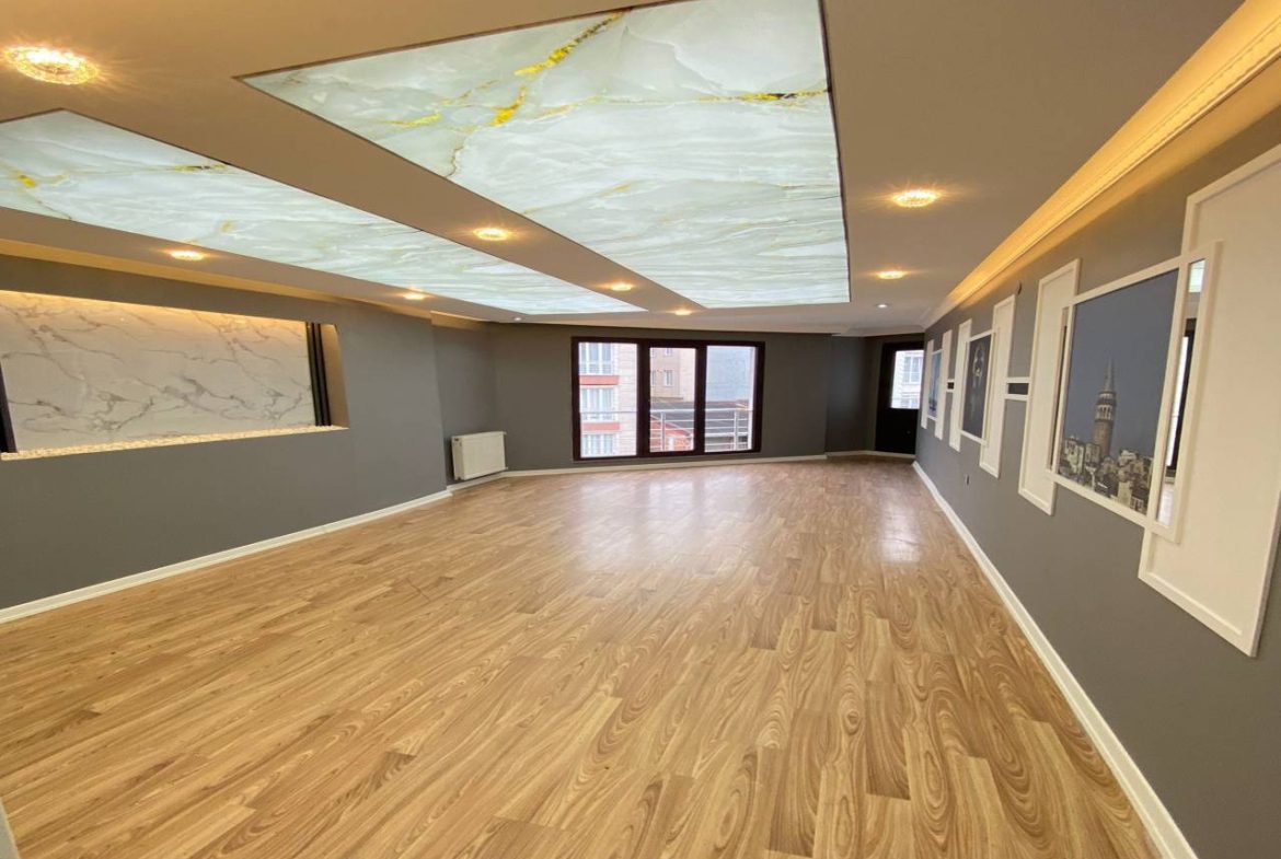 3+1 Apartment in Istanbul (double balcony)