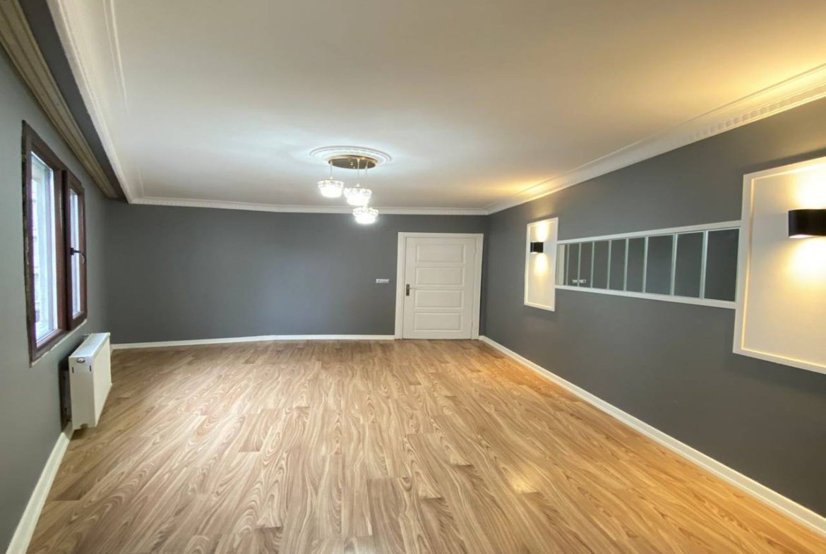 3+1 Apartment in Istanbul (double balcony)