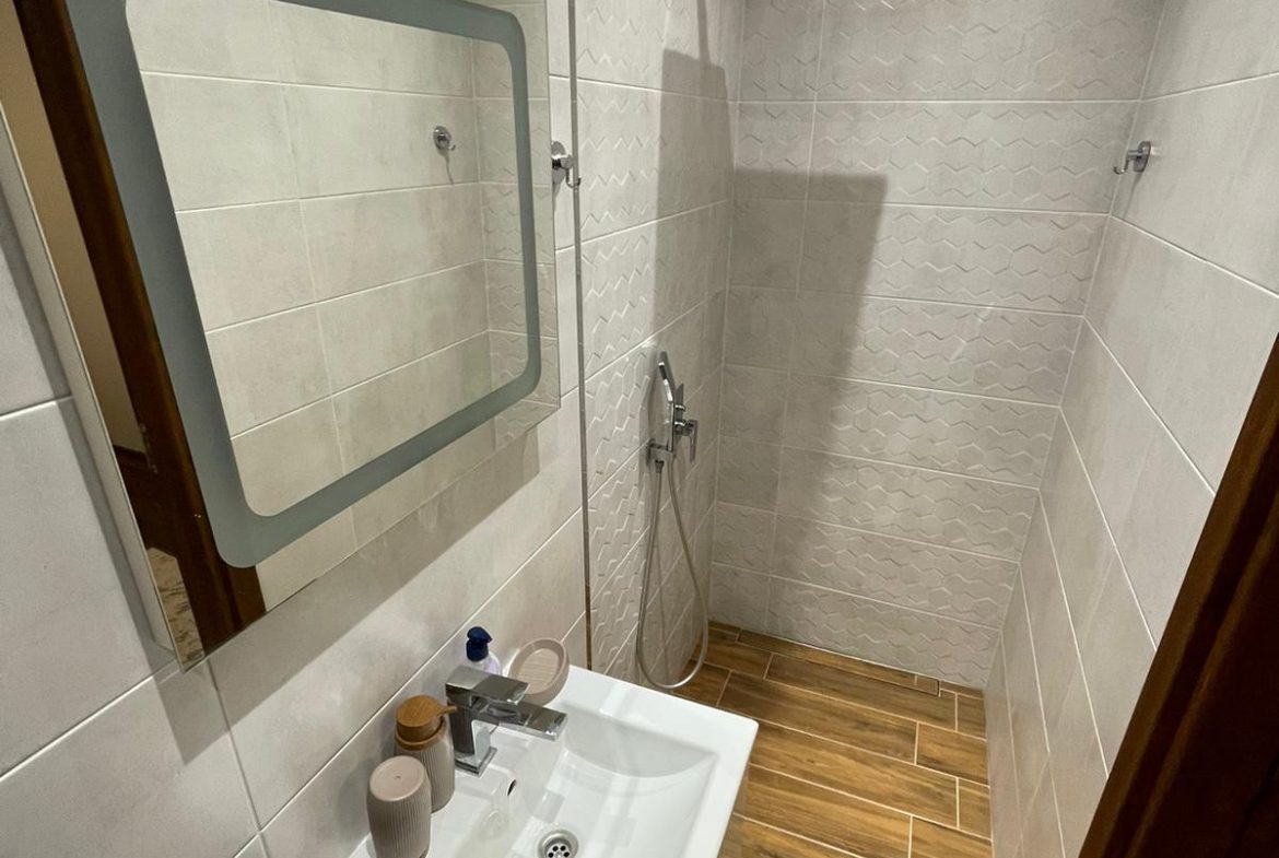 Продава 3-СТАЕН в Красно село